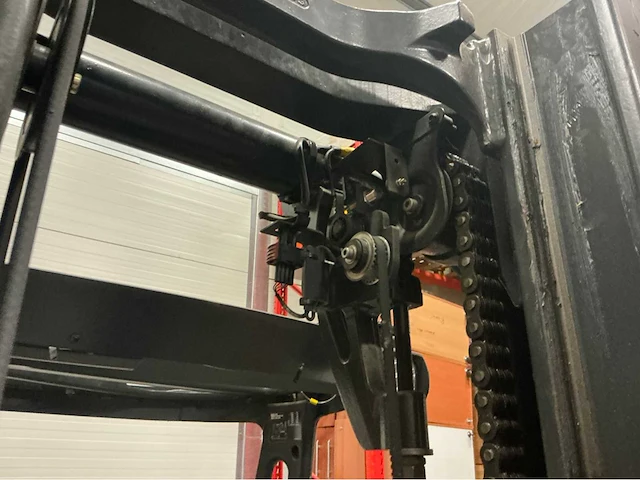 2020 linde r14 reach truck - afbeelding 17 van  23