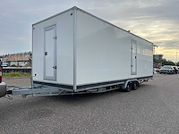 2020 luxe zelfvoorzienende toilettrailer - afbeelding 11 van  40