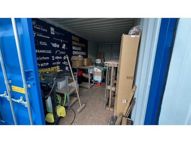 2020 luxe zelfvoorzienende toilettrailer - afbeelding 31 van  40