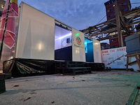 2020 luxe zelfvoorzienende toilettrailer - afbeelding 39 van  40