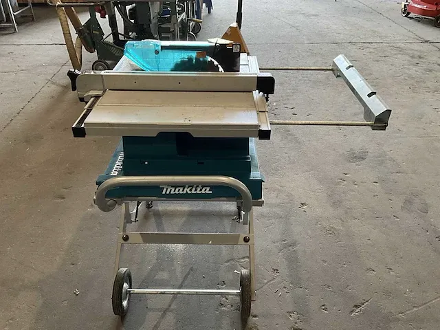 2020 makita 2704n zaagtafel - afbeelding 6 van  13