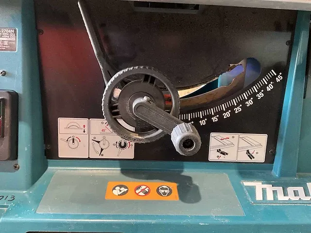 2020 makita 2704n zaagtafel - afbeelding 9 van  13