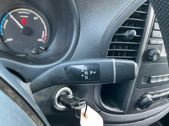 2020 mercedes-benz evito bedrijfswagen / bev - afbeelding 11 van  38