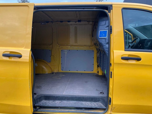 2020 mercedes-benz evito bedrijfswagen / bev - afbeelding 31 van  32