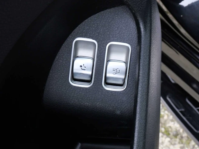 2020 mercedes-benz gle 400d personenauto - afbeelding 21 van  39