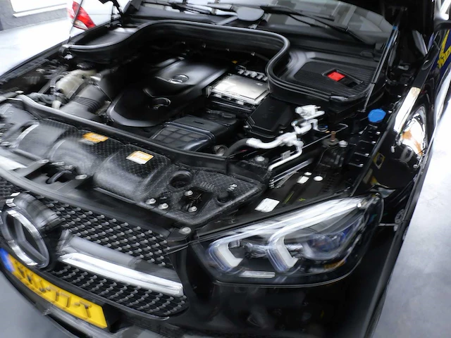 2020 mercedes-benz gle 400d personenauto - afbeelding 30 van  39
