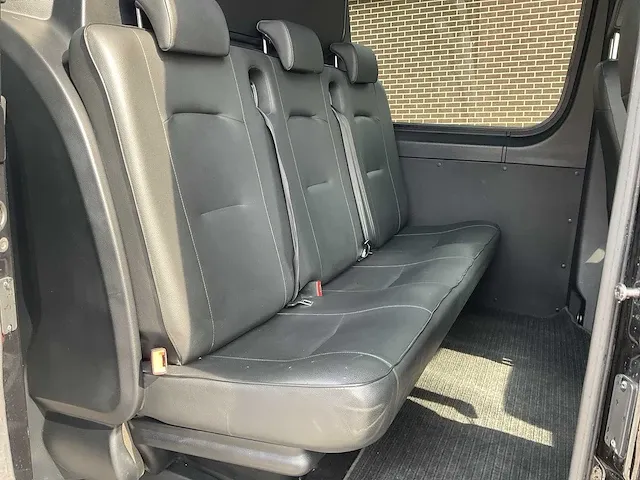2020 mercedes-benz sprinter 319 3.0 cdi l2h1 dc euro vi-d bedrijfswagen - afbeelding 2 van  29