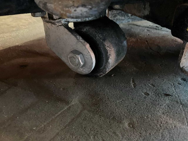 2020 national flooring equipment 5700 bol opzit accu tapijt / vloerstripper - afbeelding 7 van  16