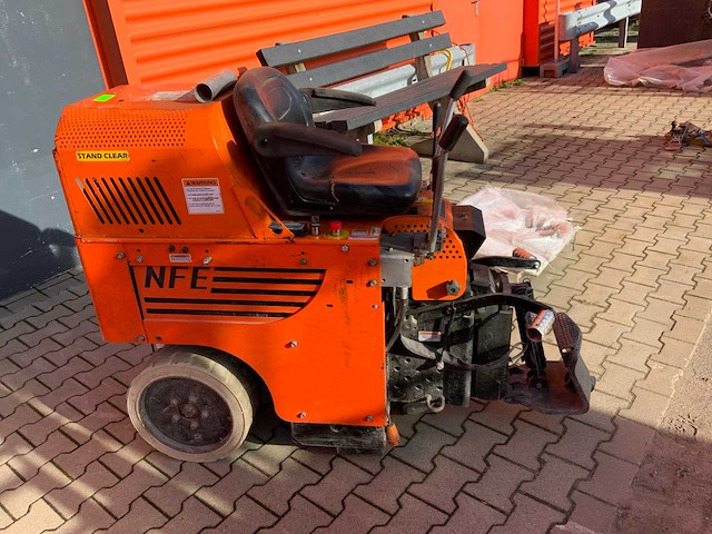 2020 national flooring equipment 5700 bol opzit accu tapijt / vloerstripper - afbeelding 12 van  16