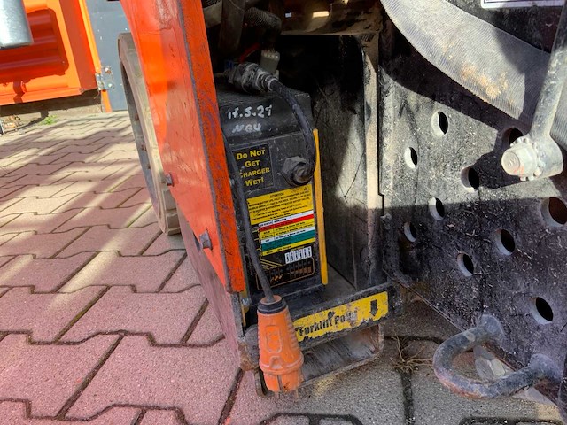 2020 national flooring equipment 5700 bol opzit accu tapijt / vloerstripper - afbeelding 15 van  16