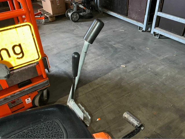 2020 national flooring equipment 5700 bol opzit accu tapijt / vloerstripper - afbeelding 3 van  21