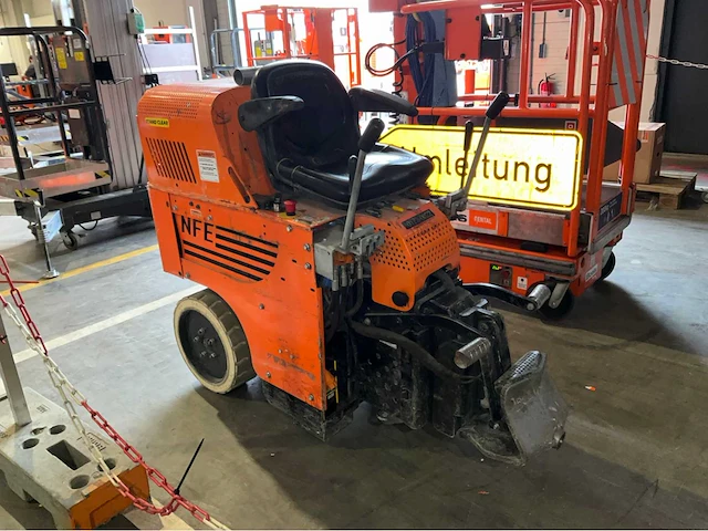 2020 national flooring equipment 5700 bol opzit accu tapijt / vloerstripper - afbeelding 12 van  21