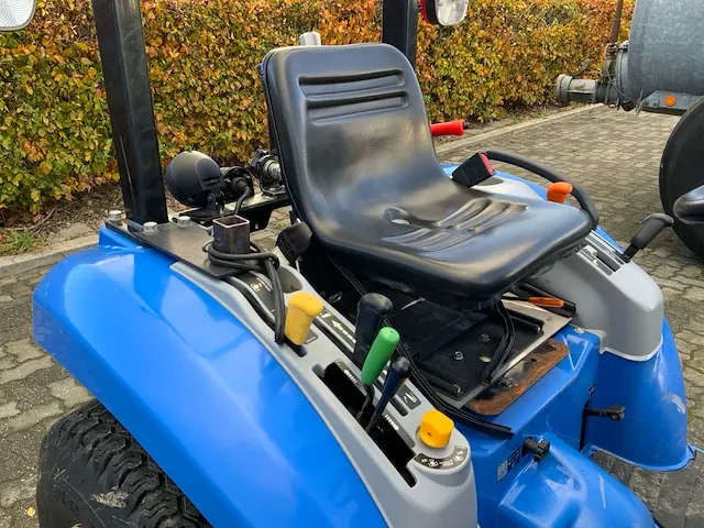 2020 new holland boomer 25 smalspoor- en compacttractor - afbeelding 14 van  30