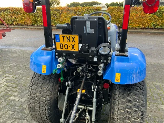 2020 new holland boomer 25 smalspoor- en compacttractor - afbeelding 21 van  30