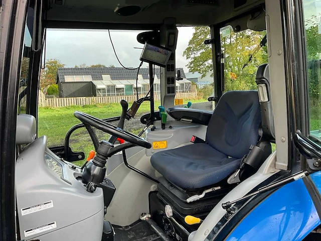 2020 new holland boomer 50 vierwielaangedreven landbouwtractor - afbeelding 20 van  39