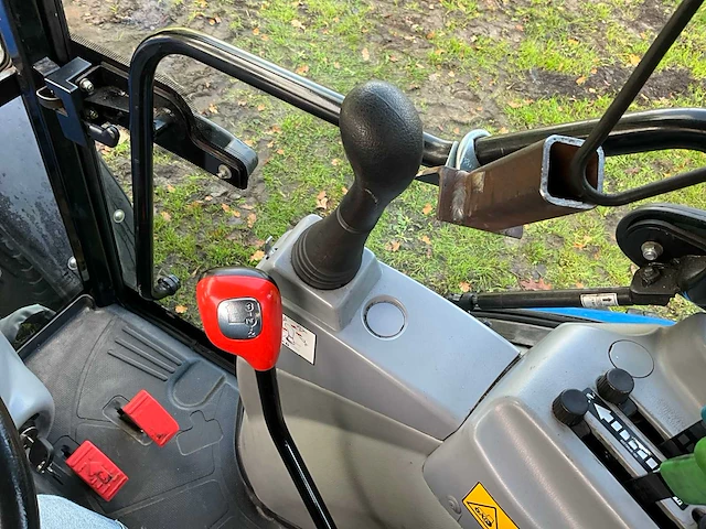 2020 new holland boomer 50 vierwielaangedreven landbouwtractor - afbeelding 24 van  39