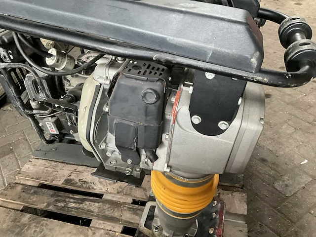 2020 ntc nt-70y giant trilstamper - afbeelding 4 van  8