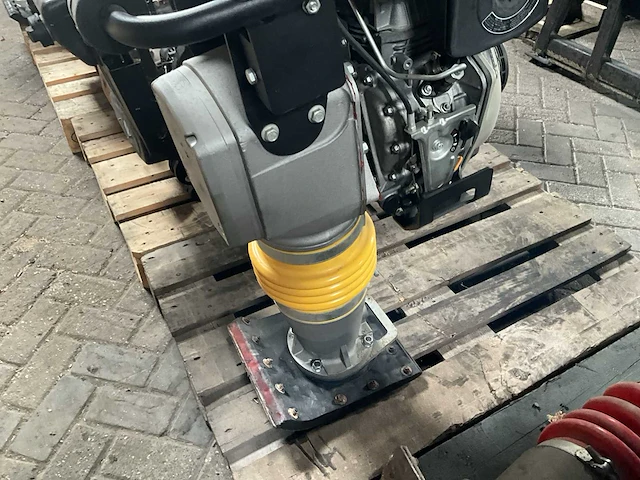 2020 ntc nt-70y giant trilstamper - afbeelding 7 van  8