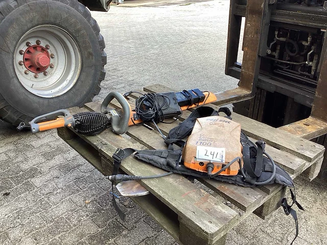 2020 pellenc helion 2 compact heggenschaar - afbeelding 2 van  9