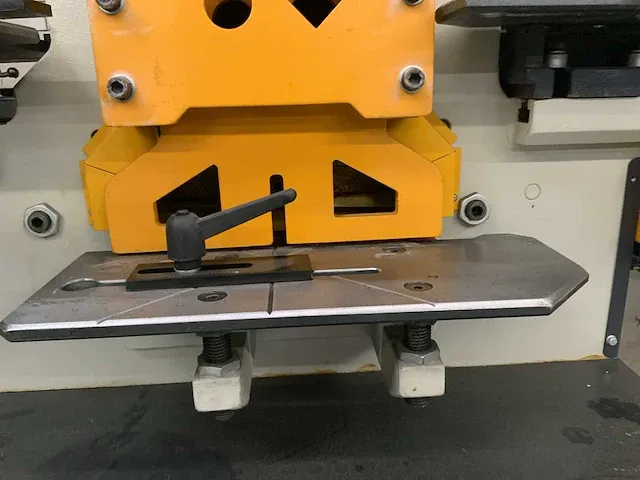 2020 sahinler hkm-65v pons- en knipmachine - afbeelding 2 van  14