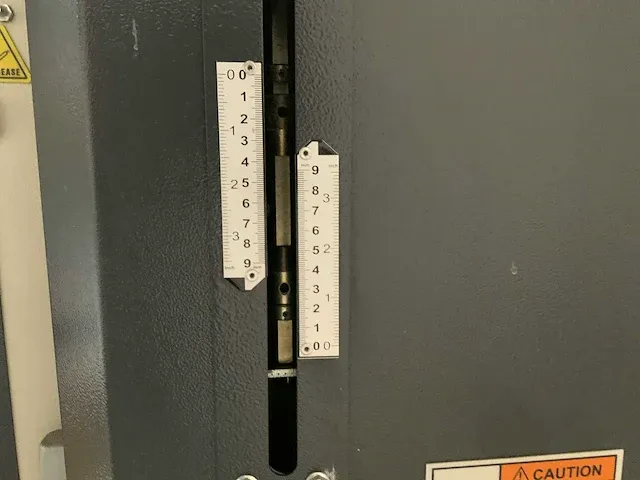 2020 sahinler hkm-65v pons- en knipmachine - afbeelding 6 van  14