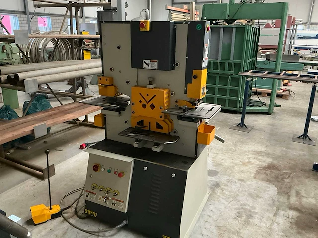 2020 sahinler hkm-65v pons- en knipmachine - afbeelding 6 van  13