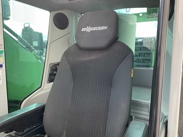 2020 sennebogen 818e mobiele overslagkraan - afbeelding 40 van  54