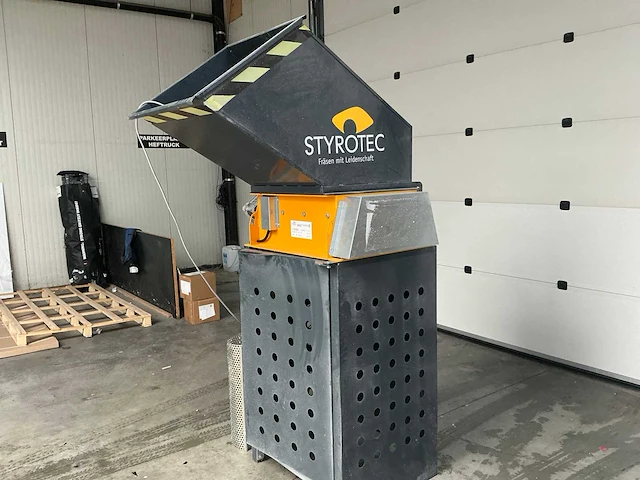 2020 styrotec shredder - afbeelding 15 van  19