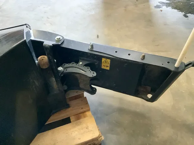 2020 sw1000 tractor bumper “1000 kg” - afbeelding 11 van  13