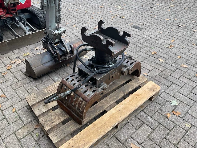 2020 takeuchi tb210 r minigraafmachine - afbeelding 10 van  14