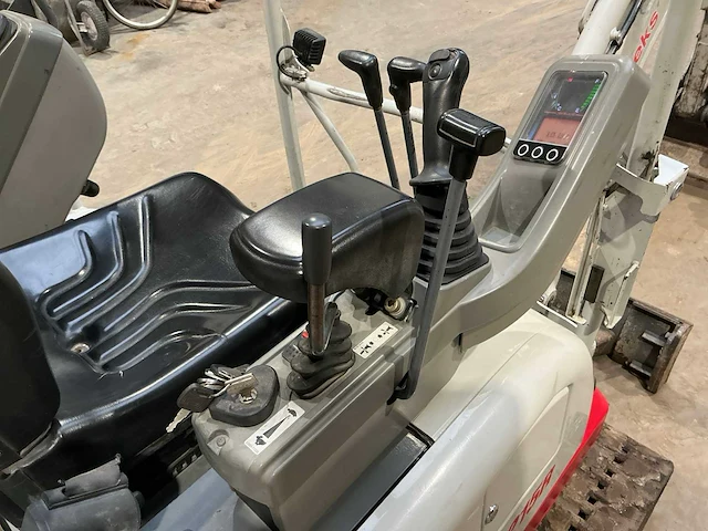 2020 takeuchi tb215r minigraafmachine - afbeelding 20 van  34