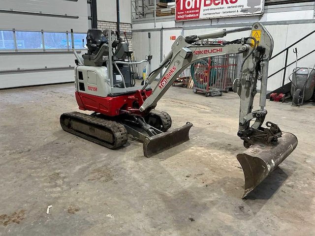 2020 takeuchi tb215r minigraafmachine - afbeelding 32 van  34