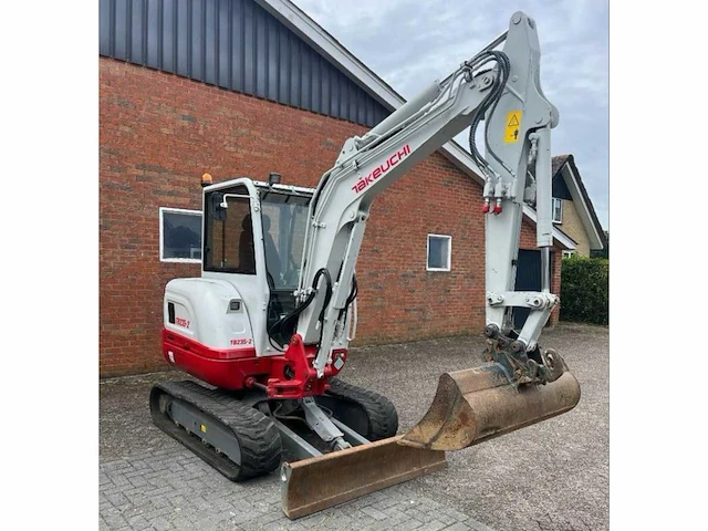 2020 takeuchi tb235-2 rupsgraafmachine - afbeelding 1 van  11