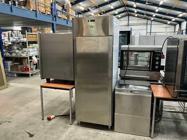 2020 tecnodome af07pkmtn290 rvs koelkast - afbeelding 1 van  8