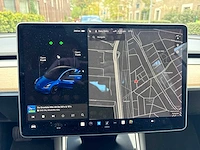 2020 tesla model 3 sr+ personenauto - afbeelding 11 van  41
