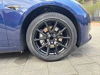 2020 tesla model 3 sr+ personenauto - afbeelding 27 van  41