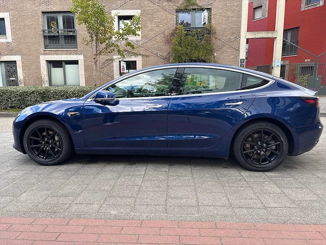 2020 tesla model 3 sr+ personenauto - afbeelding 2 van  41