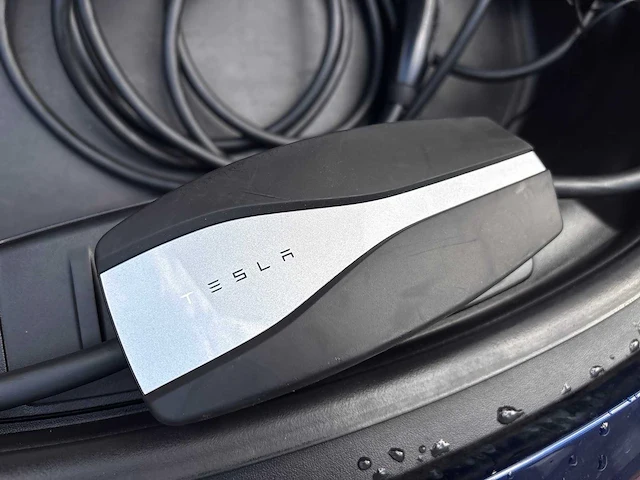 2020 tesla model 3 sr+ personenauto - afbeelding 40 van  41