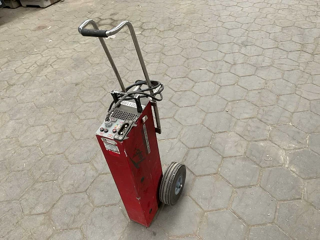2020 tesla ti3000 acculader - afbeelding 3 van  6