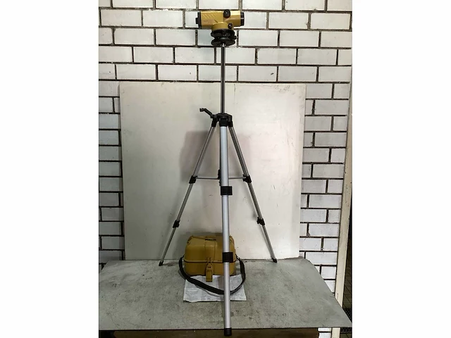 2020 topcon at-b4r waterpas instrument - afbeelding 4 van  4