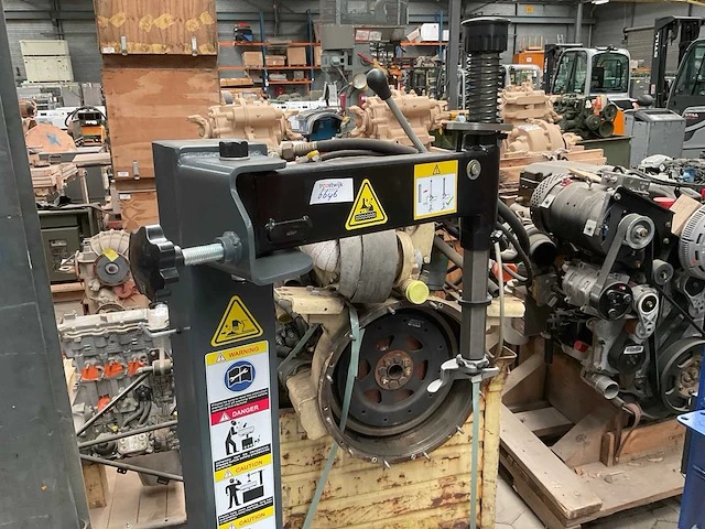 2020 trainsway zh620 banden de-en montageapparaat - afbeelding 4 van  8