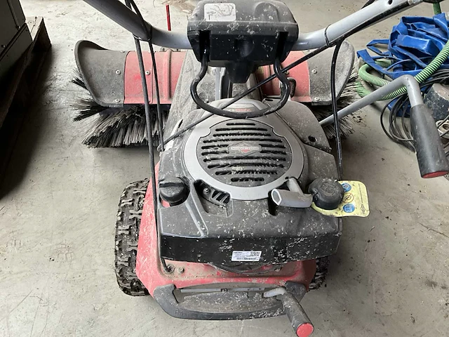 2020 trex gs100v-k zelfrijdende veegmachine - afbeelding 10 van  12