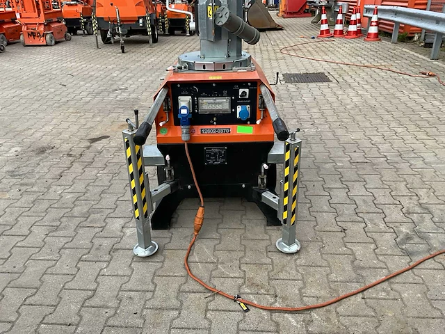 2020 trime x-chain a0122 stationaire lichtmast - afbeelding 10 van  12