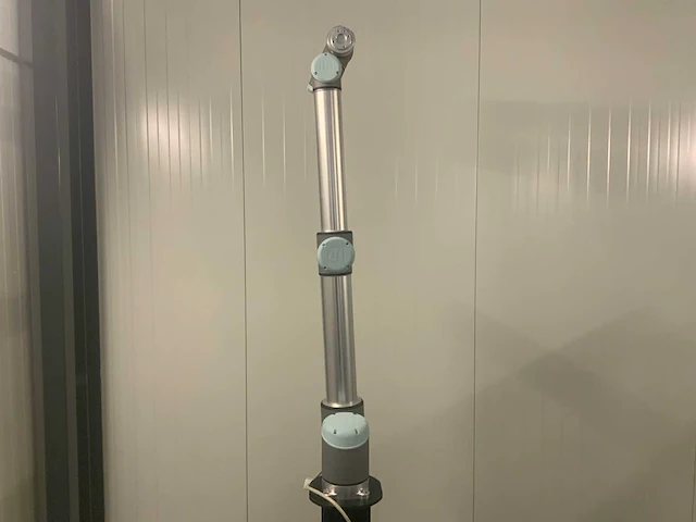 2020 universal robots ur-10 (cb3) collaboratieve robot - afbeelding 18 van  19