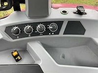 2020 valtra a84f2h-4 vierwielaangedreven landbouwtractor - afbeelding 16 van  59