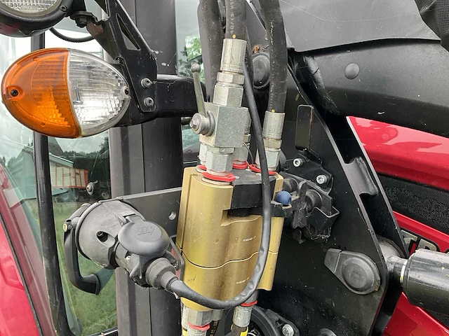 2020 valtra a84f2h-4 vierwielaangedreven landbouwtractor - afbeelding 41 van  59