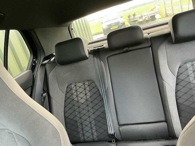 2020 volkswagen golf 1.5 etsi style personenauto - afbeelding 24 van  32
