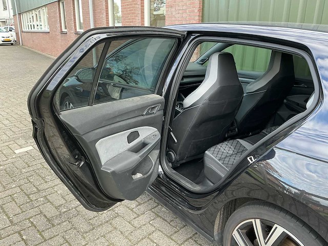 2020 volkswagen golf 1.5 etsi style personenauto - afbeelding 27 van  32