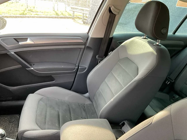 2020 volkswagen golf variant 1.6 tdi comfortline business personenauto - afbeelding 35 van  37