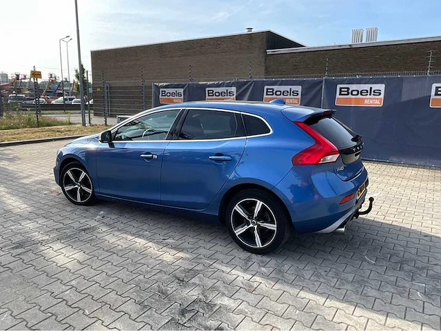 2020 volvo v40 1.5 t3 polar+ sport personenauto - afbeelding 11 van  44